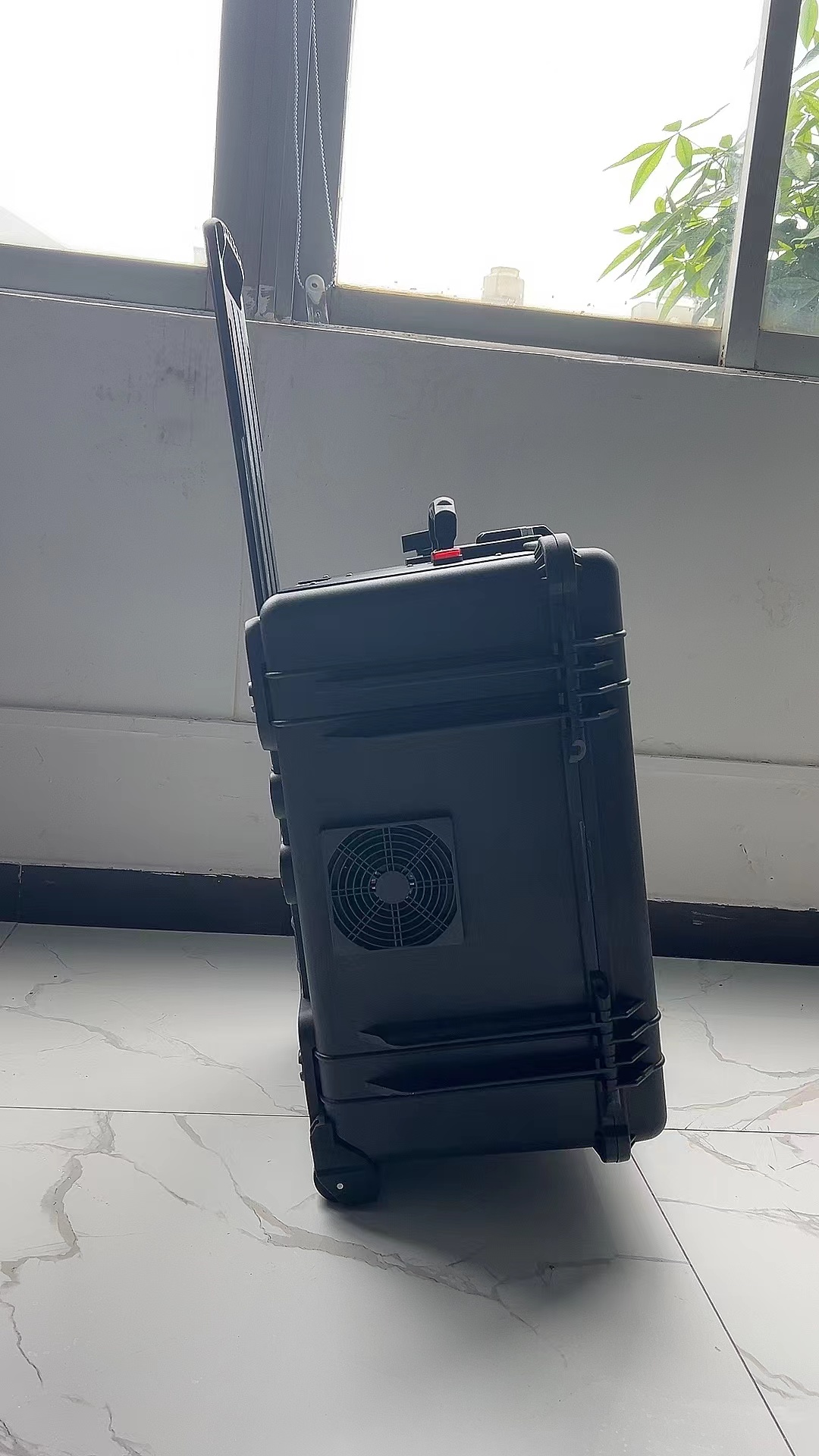 武邑手拉箱型移动通信干扰器